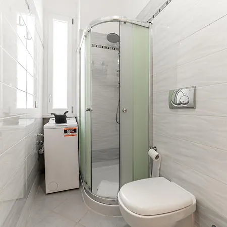 In Tuscolana Train Station & Metro A Apartment Rome